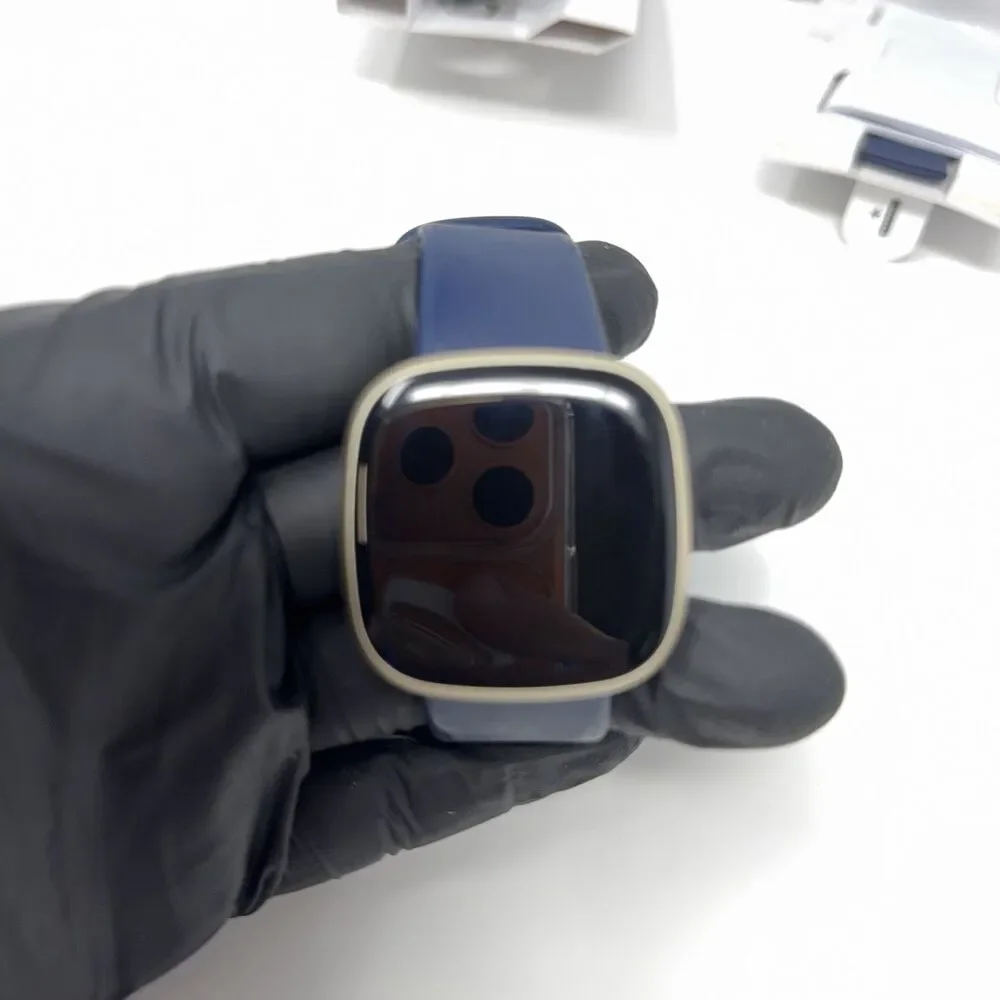 Fitbit Versa 3 GPS Smartwatch Fitness Tracker Soft Gold Midnight Blue With Box